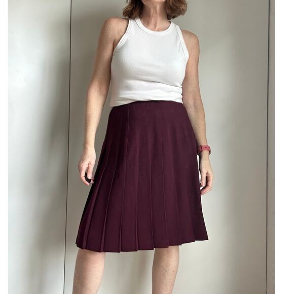 Vintage 90s Womens Skirt Size M Wool Pleated Knee Length Burgundy Preppy Twee - Picture 1 of 12